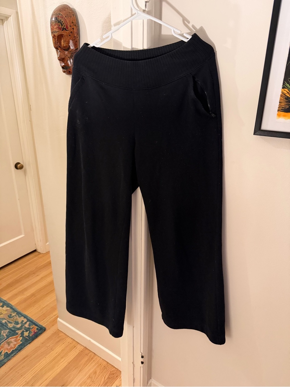 Alo Women's Black Wide-Leg Pull-On SweatPants